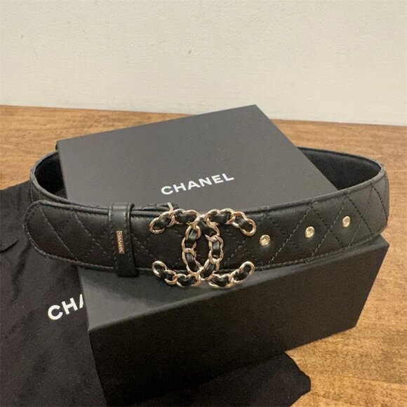 Authentic CHANEL Calfskin Quilted Black CC Gold Chain Belt, size 85 - Picture 7 of 7